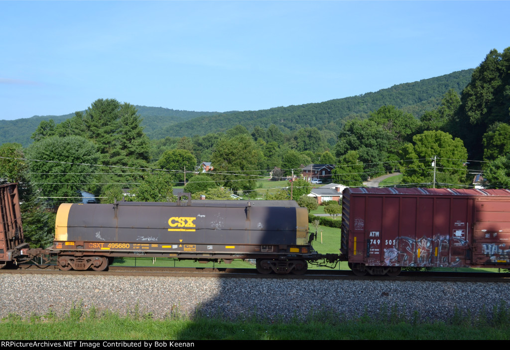 CSXT 495680